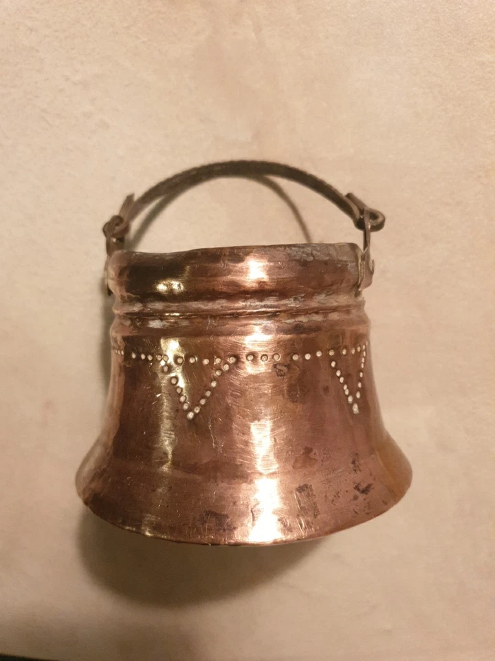 Petit Chaudron Ancien En Cuivre - Photo 1/1