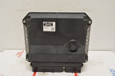 2014 2015 Toyota Prius 89661-47590 Engine Control Module Unit Ecm J67 018 - Image 1 of 4