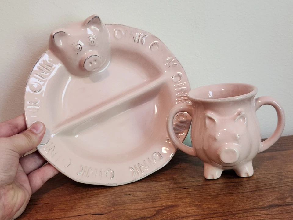 Juego de 2 piezas de vajilla y taza divididos para niños Casafina Baby Cerdo rosa Foto 1 de 4