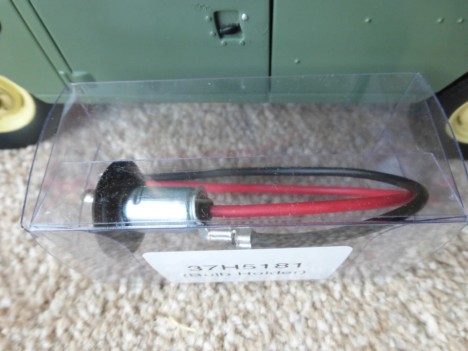 Land Rover Series 1 2 2a 3 Jaeger Smiths Gauge Instrument Lucas E10 Bulb Holder - Image 1 of 1