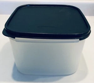Tupperware durchsichtige Aufbewahrung Modular Mates quadratisch #2 schwarze Dichtung/Deckel 11 Tassen USA - Bild 1 von 4