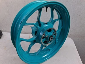 Llanta trasera Yamaha YZFR3 R3 2024 17x4 recta OEM 19-24 - Imagen 1 de 18