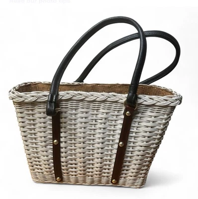 Vintage White Woven Straw Bag Purse Handles Pocket - Image 1 of 4