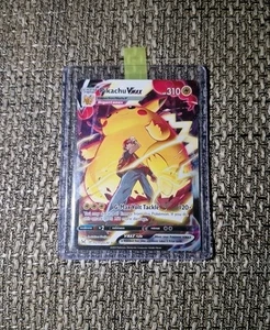 Pokemon Pikachu VMAX TG17/TG30 Lost Origin  - Englisch NM - Bild 1 von 2