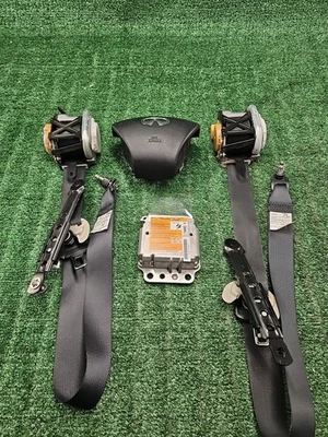 INFINITI M37 M56 Q70 Q70L CINTURÓN DE SEGURIDAD DELANTERO IZQUIERDO DERECHO WO PRE CHOQUE NEGRO SRS SET Foto 1 de 4