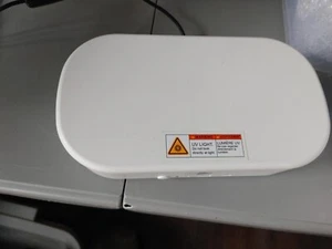 Désinfectant UV pour téléphone portable avec adaptateur câble - Photo 1 sur 2