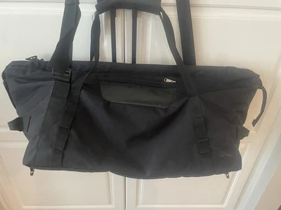 Bolsa de viagem Pacsafe TravelSafe AT45 antirroubo 22100 preta nova sem etiquetas - Imagem 1 de 4