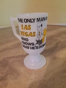 Vintage Milchglas weißer Sockel D-Griff Becher Kaffeetassen Las Vegas - Bild 1 von 9