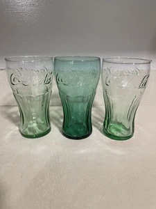 Juego de 3 vasos vintage de Coca-Cola de colores McDonalds - Imagen 1 de 1