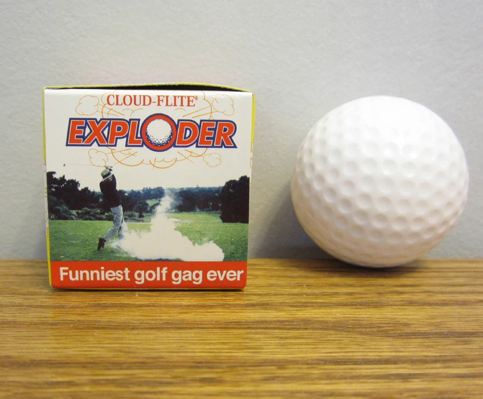 1 BOLA DE GOLFE EXPLODINDO EXPLODE EM UMA NUVEM DE MORDAÇA DE FUMAÇA PRESENTE BRINCADEIRA NUVEM-FLITE - Imagem 1 de 3