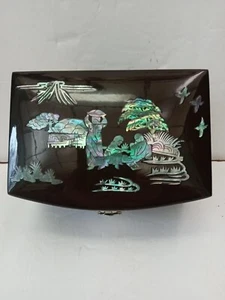 Vintage asiatische Schwarz Lack Schmuckschatulle Holz Perlmutt Intarsien 5x3 Spiegel - Bild 1 von 9