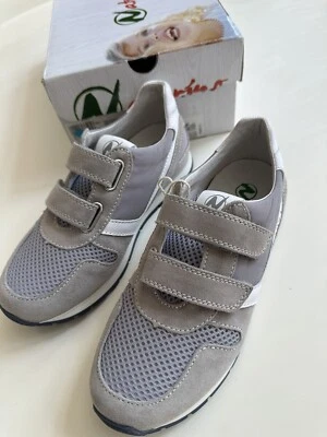 Zapatillas Naturino Gris Niño Talla 32 Foto 1 de 4