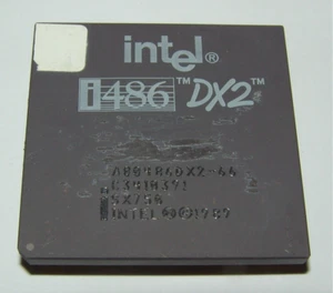 Intel 486 DX2-66 SX750 66 Mhz Socket 1 / 2 / 3 CPU - Picture 1 of 3