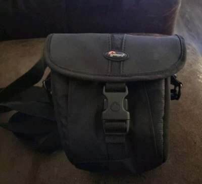 Lowepro TLZ 10 Rezo Holster Camera Bag Black Small Compact Top Loader -Very Good - Image 1 of 3