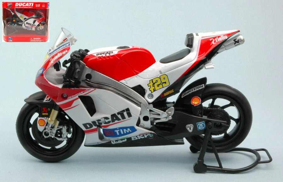 Ducati Desmosedici A. Iannone #29 Moto GP 2015 1:12 Model 57733 NEW RAY - Immagine 1 di 1