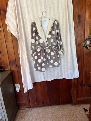 Justice, size 8/10, girls bathrobe, gray with white polka dots - Image 1 of 4