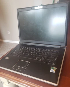 Sager Clevo M860TU Core2Duo GTX 260m 1gb MXM2 gpu Vintage Gaming Laptop - Picture 1 of 4