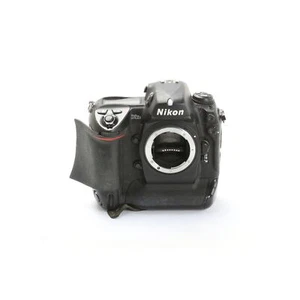 Nikon D2Xs + C (268491) - Photo 1 sur 8