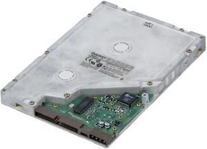 Hard Quantum Cy 2160AT CY21A011 Bigfoot 2.1GB Ide Ata 3600U/Min 5.25 " Inch - Picture 1 of 3
