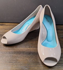 Oka B Emery Wedge Heel Jelly Tan Peep Toe Women's Size 9 Handcrafted USA - Picture 1 of 13