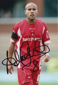 LEYTON ORIENT HANDSIGNIERTES ADAM CHAMBERS 6X4 FOTO 2. - Bild 1 von 1