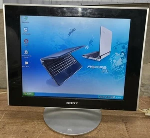Sony SDM-HS73 17" Flat Panel LCD Monitor With VGA & Power Cables -Tested WORKS! - Picture 1 of 12