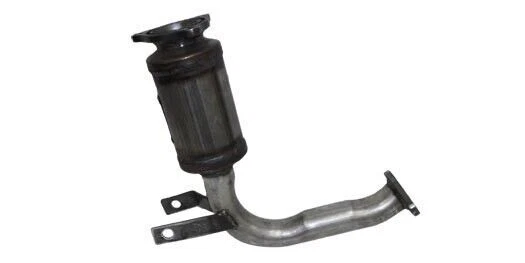Eastern Catalytic Direct Fit Manifold Catalytic Converter for Chevrolet Malibu - Image 1 of 1