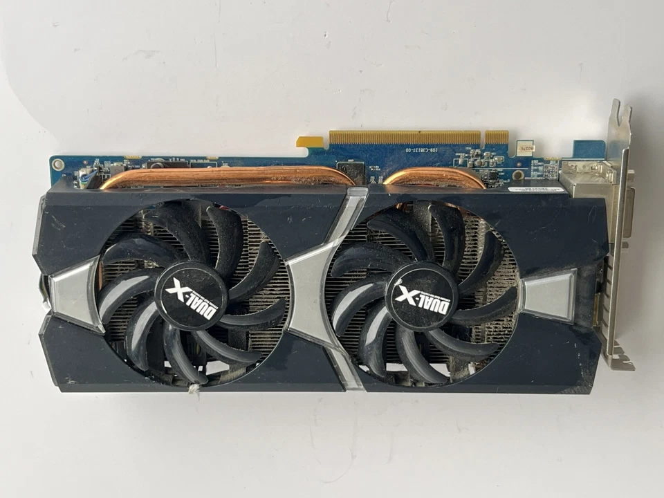 Sapphire Radeon R9 280X OC Dual-X 3GB GDDR5 PCIe 3.0 Graphics Card - Image 1 of 4