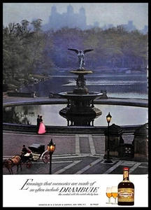 1966 Drambuie Cordial Vintage PRINT AD Central Park Fountain Romantic Evening - Picture 1 of 4