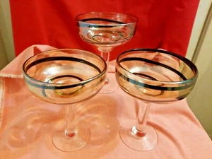 Juego de 3 remolinos de vidrio margarita negro soplado a mano ámbar 6 5/8" de alto - Imagen 1 de 5