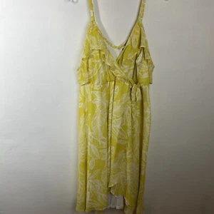 Torrid Women’s Yellow Palms Chiffon Dress Size 2 - Picture 1 of 15