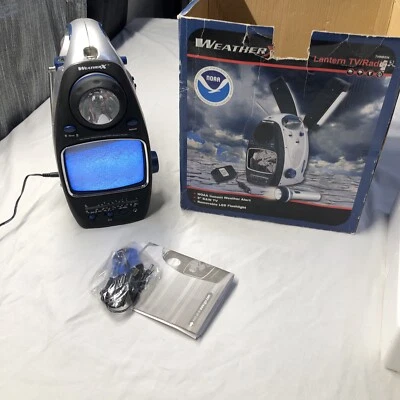 Vintage WeatherX GPX TVWB536 Lantern TV AM/FM Weather Radio Removable Flashlight - Image 1 of 4