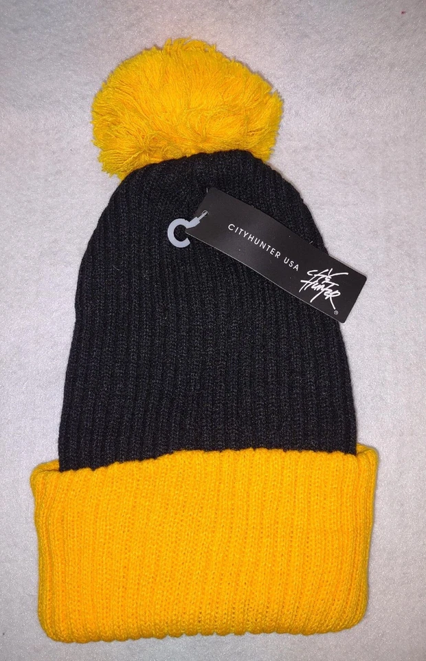 Black and Gold Team Color Blended Ribbed Tri color Pom Beanie!    Adult O/S - Image 1 of 1