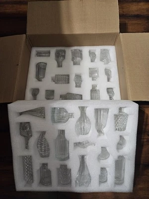 Juego de 32 mini jarrones con brotes de vidrio para bodas decoración del hogar centros de mesa nuevos Foto 1 de 4