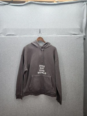 Forever 21 Hombres Sudadera con Capucha "Dog Eat Dog World" Gráfico Gris Carbón Talla L Foto 1 de 3