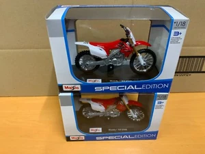 2 x Maisto Honda CRF 450 R 1:18 Die-Cast Motocross MX Spielzeug Modell Bike rot - Bild 1 von 5