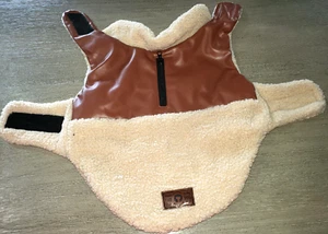 ABRIGO DE INVIERNO MACHO CACHORRO PERRO TALLA GRANDE MARRÓN TOSTADO 15 PULGADAS DE LARGO MASCOTAS CANINO ¡BONITO! - Imagen 1 de 3