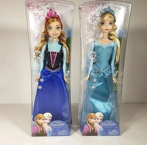 Menge 2 Disney Frozen Elsa und Anna funkelndes Puppenpaar Mattel BRANDNEU - Bild 1 von 7