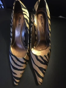 Damen-Pumps 3 Zoll Pfennigabsatz spitz zulaufend Tigermuster Größe 4 EU37 – NEU - Bild 1 von 6