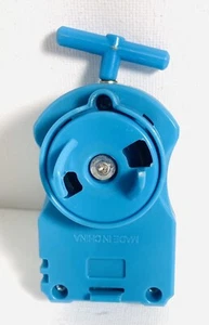 Lanzador de apuestas Takara Tomy Beyblade Metal Fight azul cuerda derecha - Imagen 1 de 5