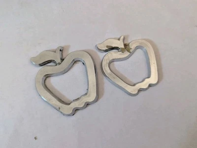 (2) Vintage Applegate Chevy Flint Mi Plastic Dealer Badge Emblem - Image 1 of 2