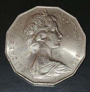 Circulated Australian 50c Fifty cent coin💰1980💰COAT OF ARMS - COA - Low Mint - Picture 1 of 2