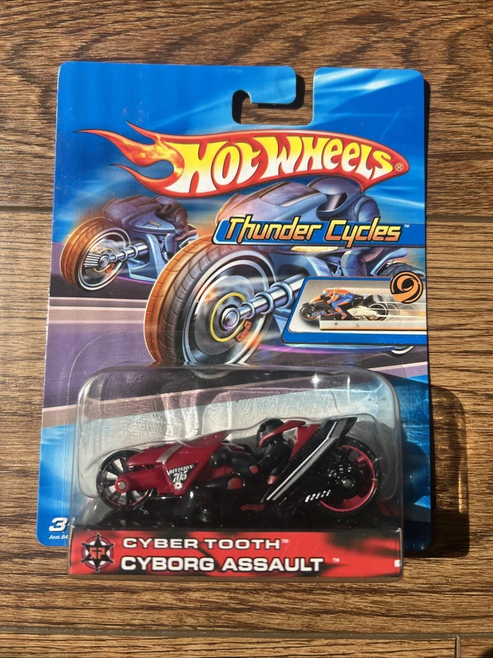 Hotwheels Thunder Cycles Cybertooth Cyborg Assault 2004 variante roja Foto 1 de 4