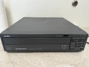 Pioneer LD-V4400 NTSC LaserDisc Player Industrial - Picture 1 of 14
