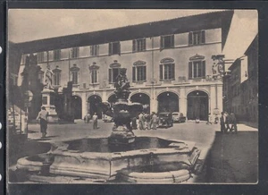 Cartolina Prato Fontana del Bacchino Piazza del Comune ANIMATA AUTO II7 - Picture 1 of 1