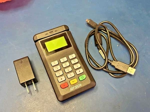ID Tech BTPay Transaction Terminal IDMR-PBT81133TEB - Picture 1 of 3