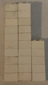 Lego 1x2 Brick Bricks Lot Of 25 Pieces Parts Toy Toys 2 Pegs White - Picture 1 of 3