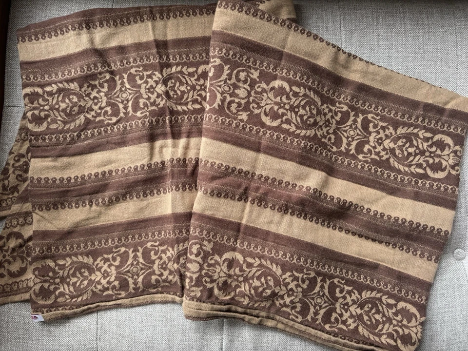 Kokadi 棕色/薄纱手工编织婴儿背带婴儿穿着包裹式尺寸 3  — 第 1/4 张图片