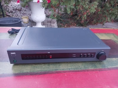 NAD 立体声调谐器调幅/调频立体声 4300 显示器系列 (B) — 第 1/4 张图片