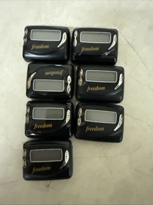 Disfraz de Halloween Freedom VHF Numérico Negro Buscador PT112-1200 Foto 1 de 2